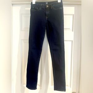 Gap kids dark denim jeans.